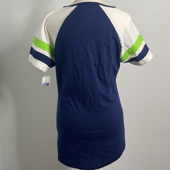 NWT Seattle Seahawks short sleeve shirt.  Size Small. - Picture 3 of 6